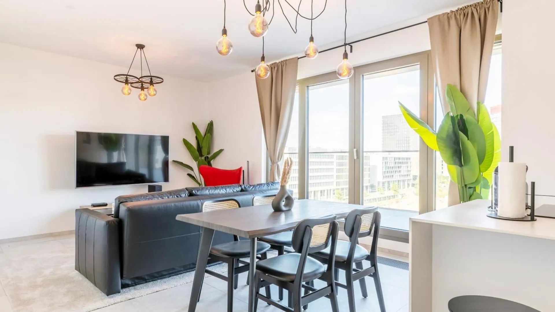 Bright 2Br Flat With Balcony & Comfort Sanem